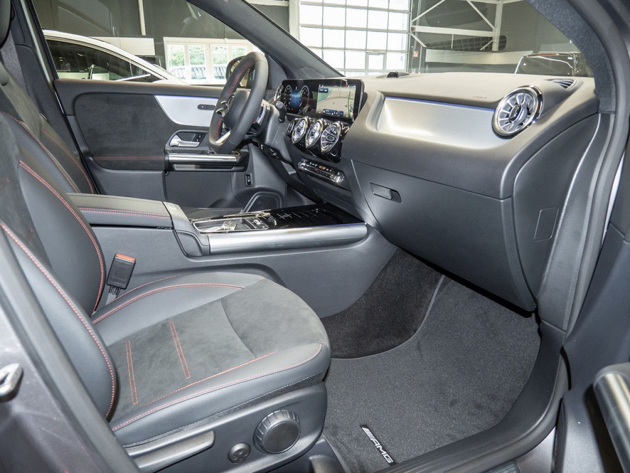 Mercedes-Benz GLA – Bild 2