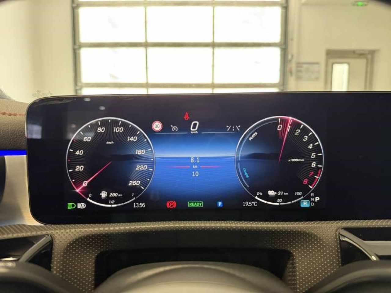 Photo du v&eacute;hicule 10 / 18