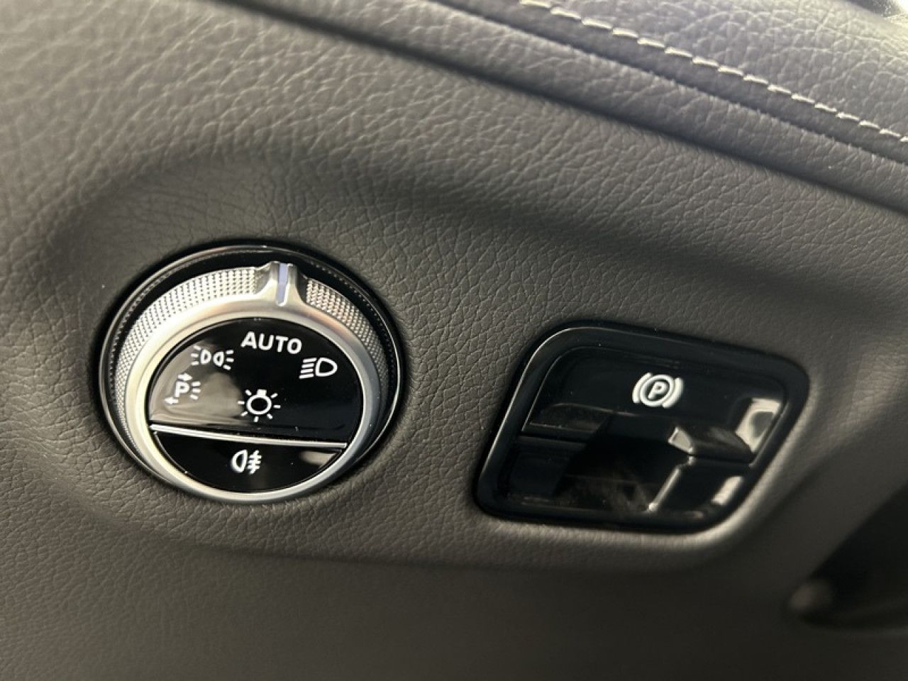 Photo du v&eacute;hicule 18 / 18