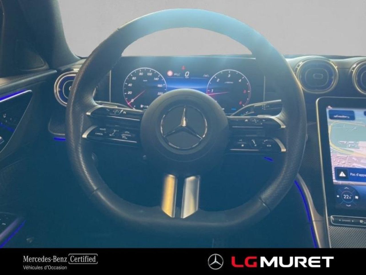 Photo du v&eacute;hicule 14 / 18