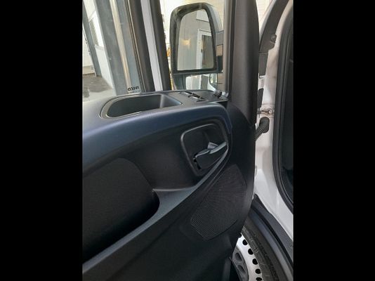 Vehicle image 19 / 20