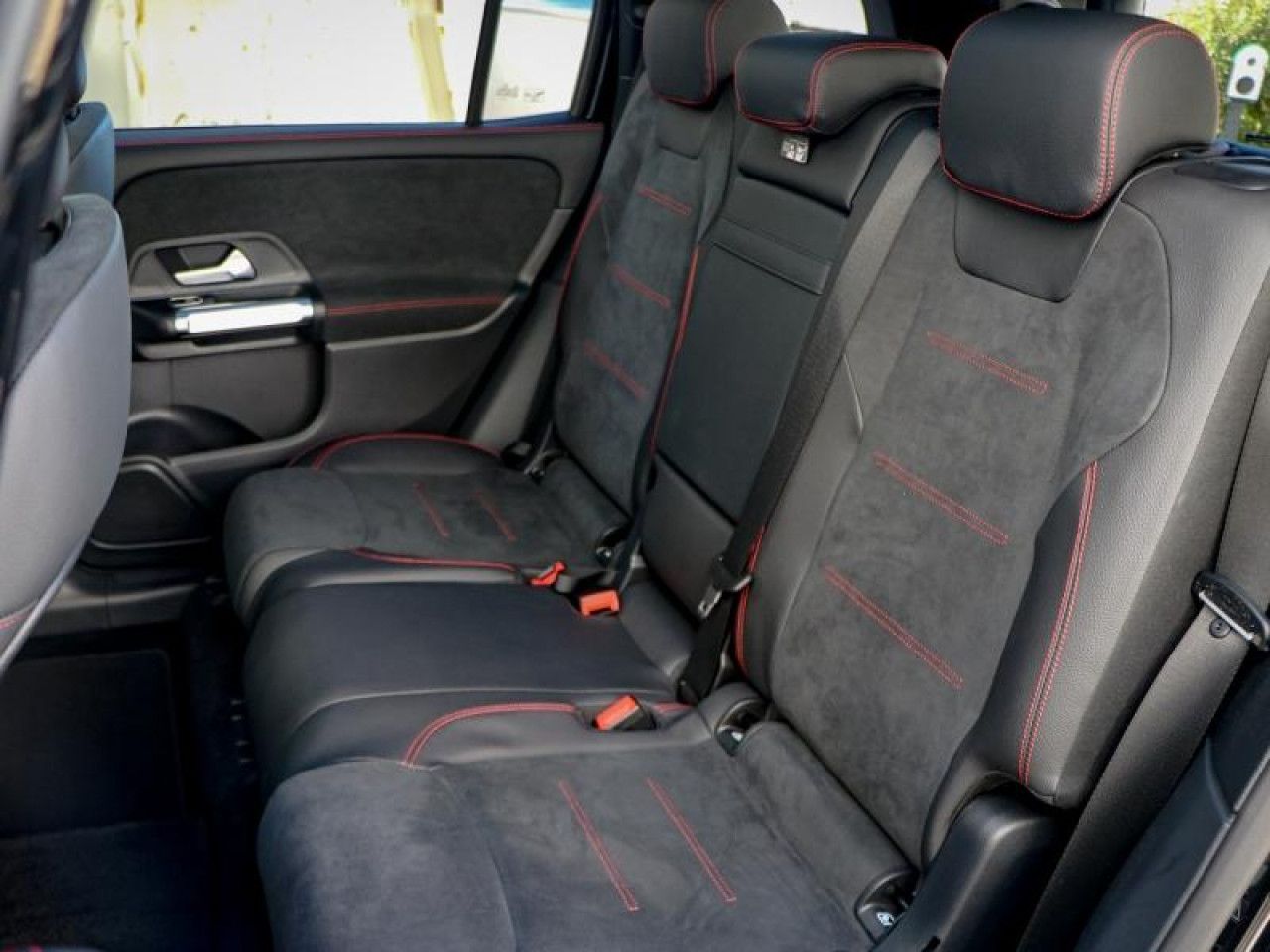 Photo du v&eacute;hicule 6 / 18