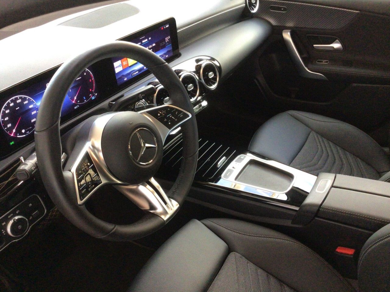 Mercedes-Benz A-Klasse – Bild 9
