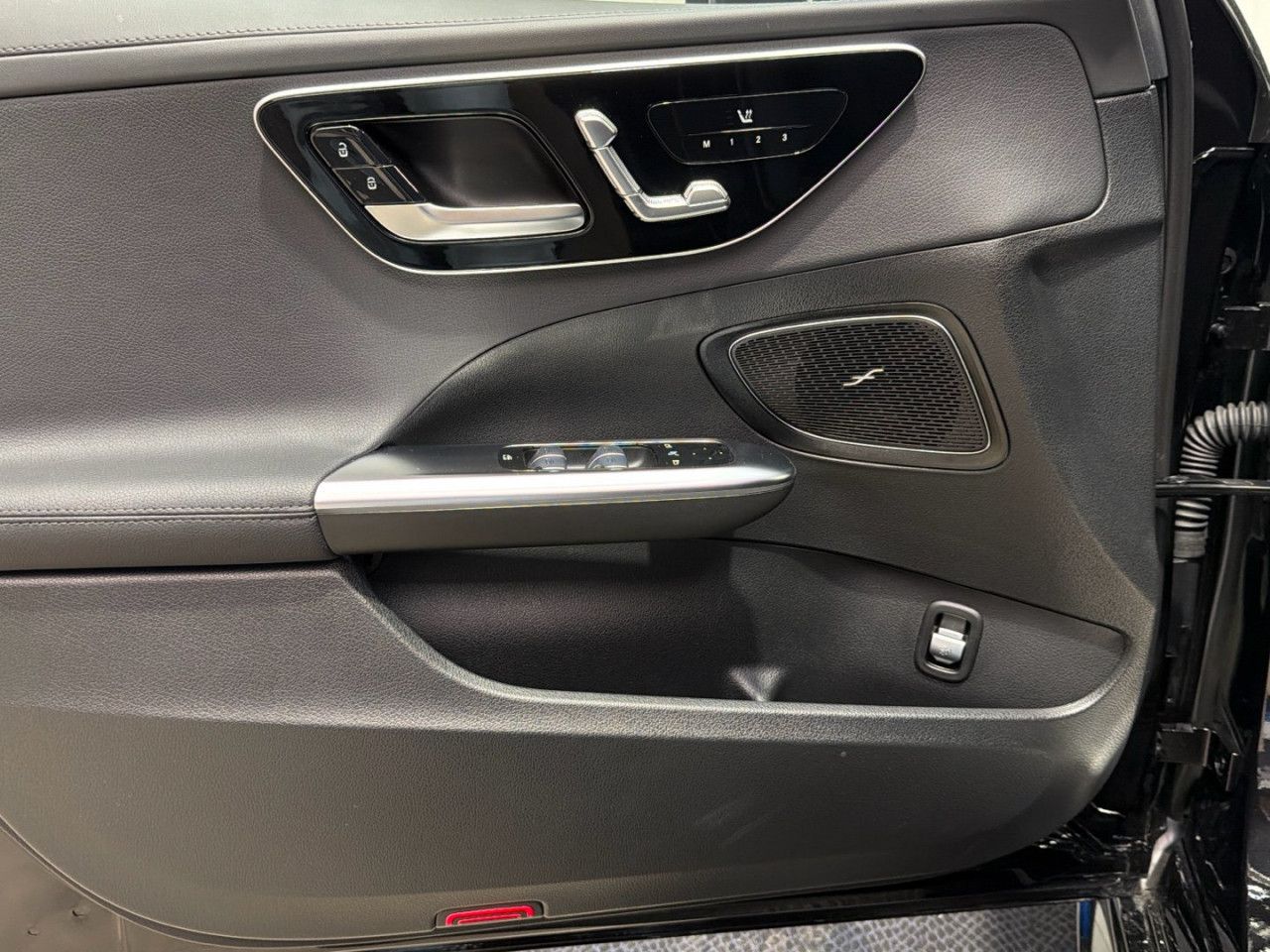 Mercedes-Benz C-Klasse – Bild 2
