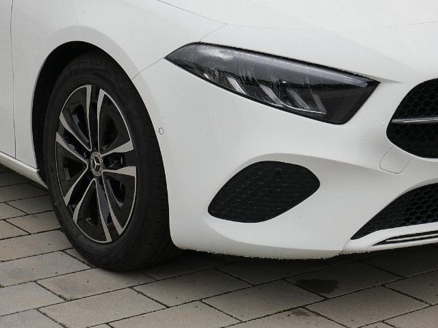 Mercedes-Benz A 220