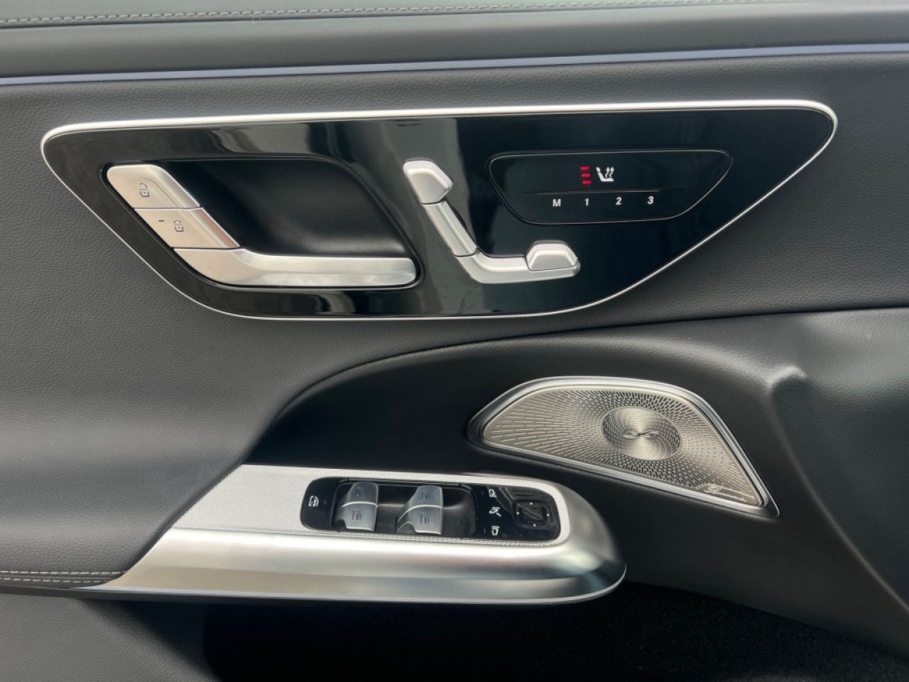 Mercedes-Benz E-Klasse – Bild 14