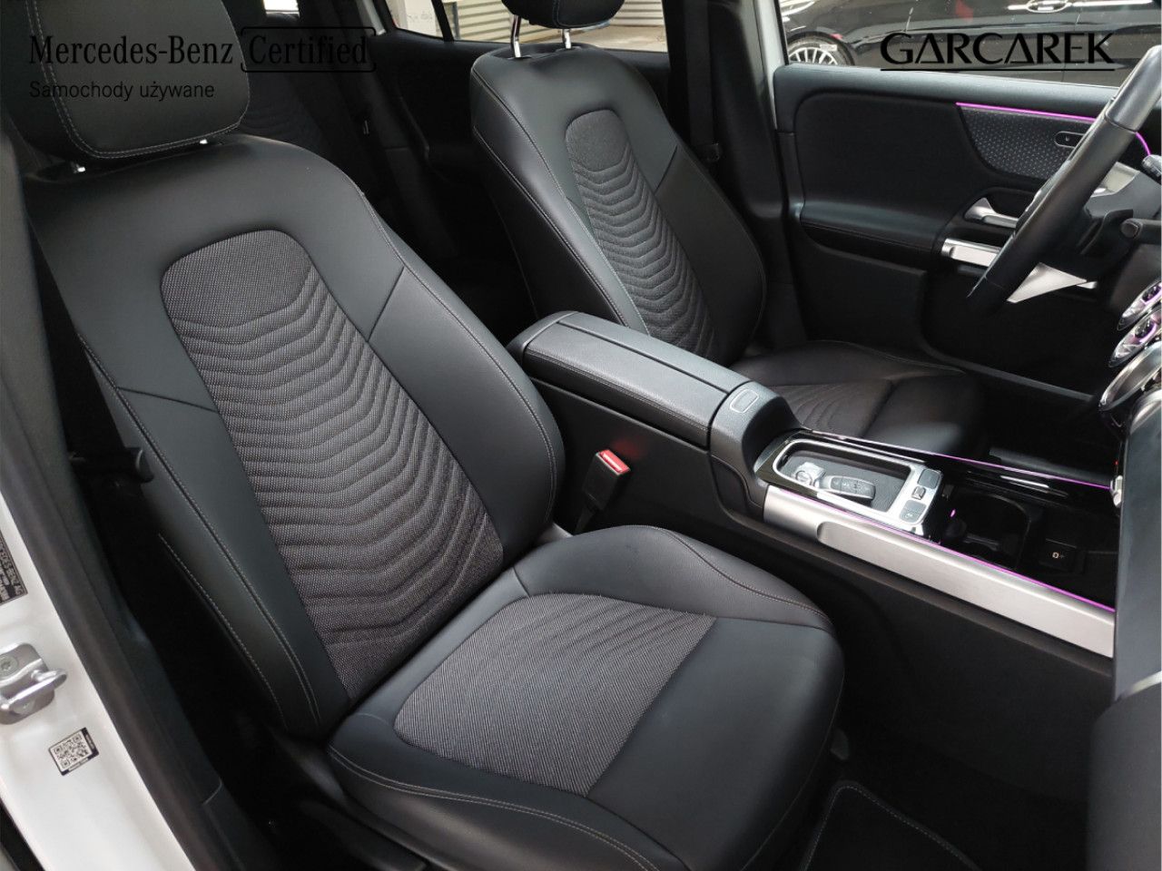 Zdj&eogon;cie pojazdu 4 / 28