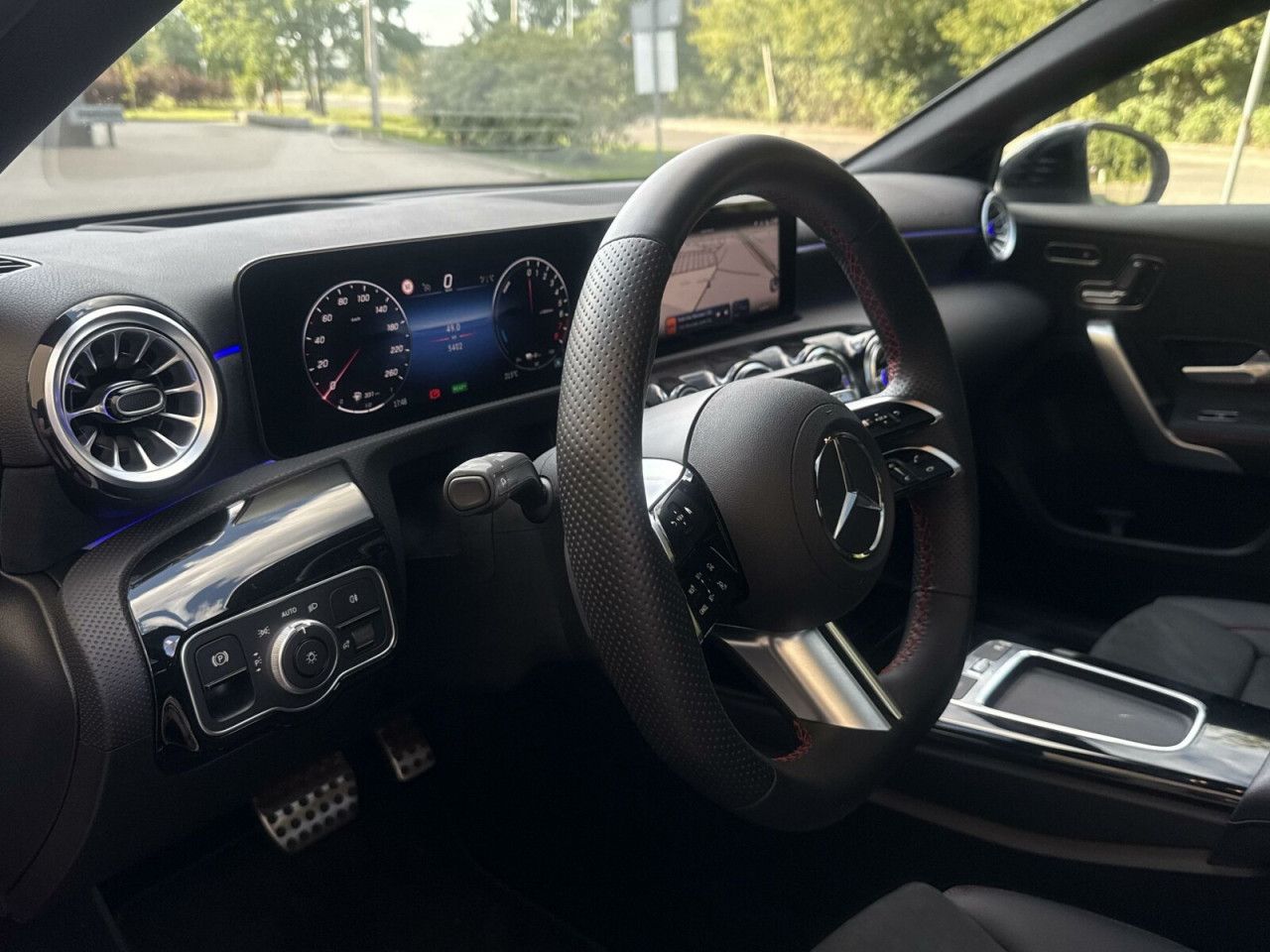 Zdjęcie pojazdu 12 / 22