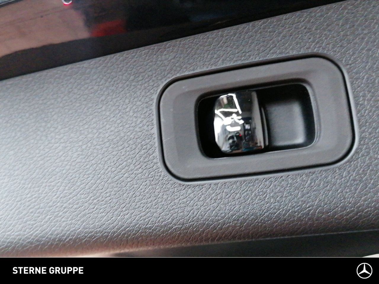 Mercedes-Benz E-Klasse – Bild 15