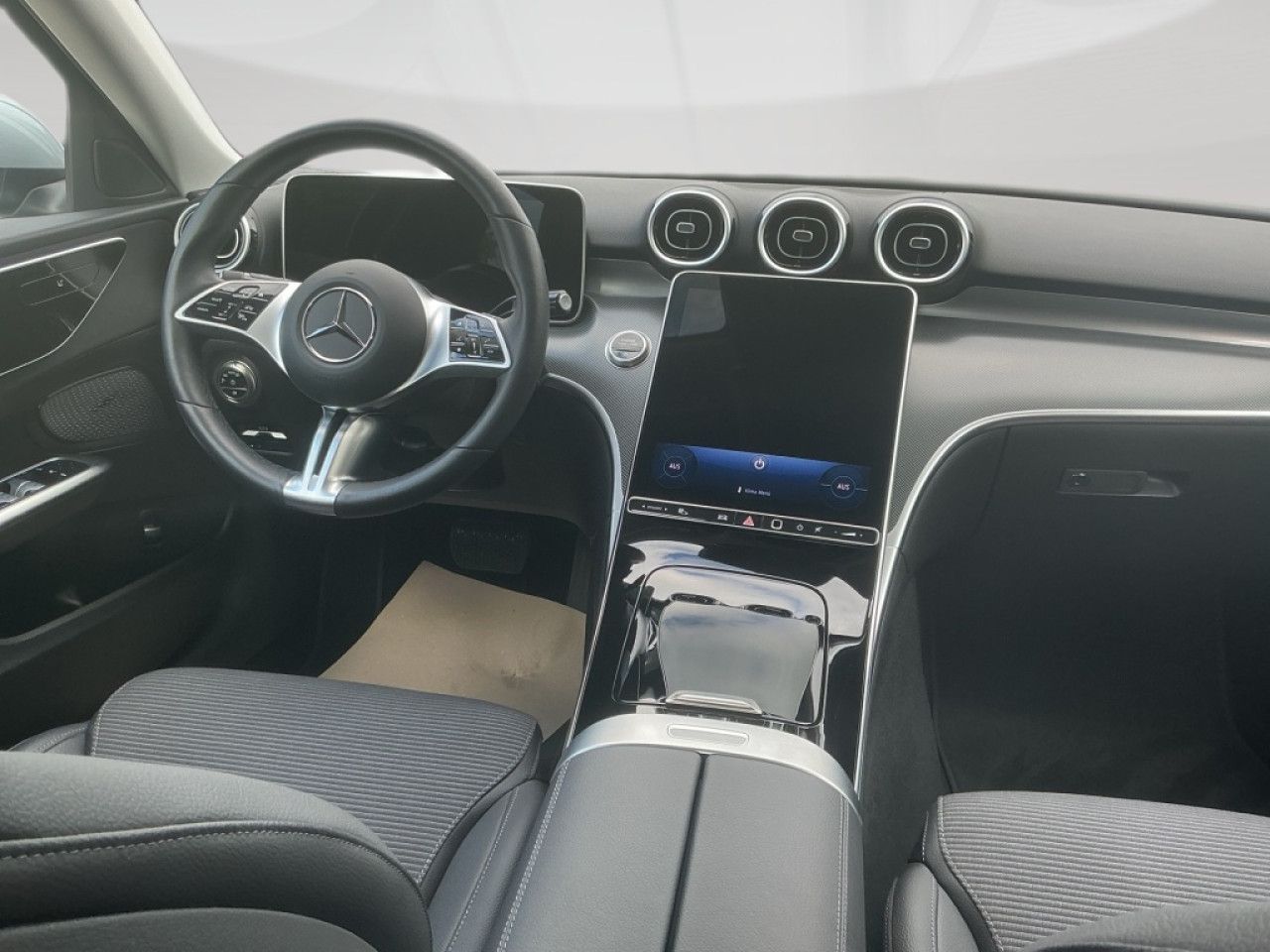 Mercedes-Benz C-Klasse – Bild 9