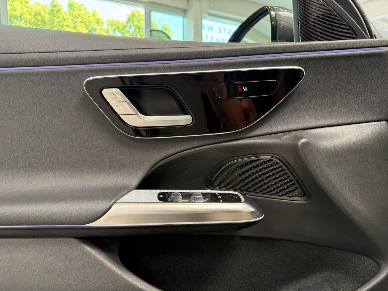 Mercedes-Benz E-Klasse – Bild 11