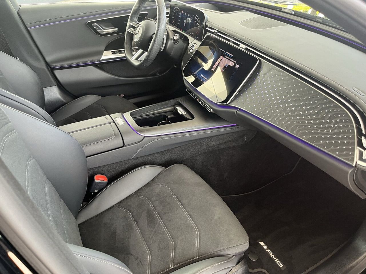 Mercedes-Benz E-Klasse – Bild 21