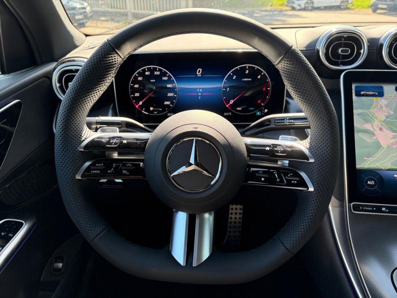 Mercedes-Benz GLC – Bild 11