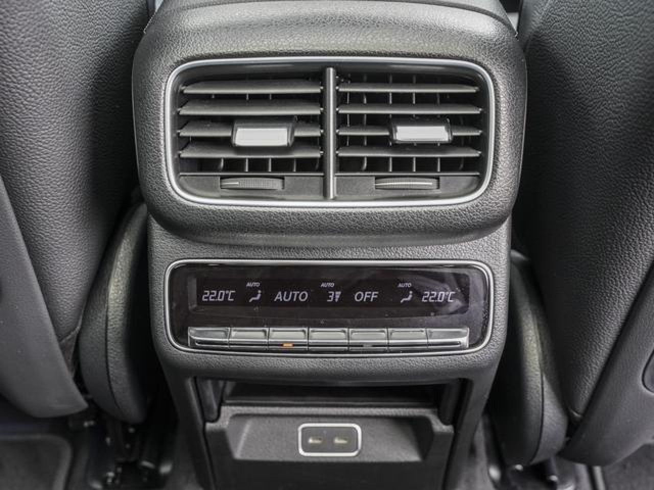 Fahrzeugbild 17 / 19