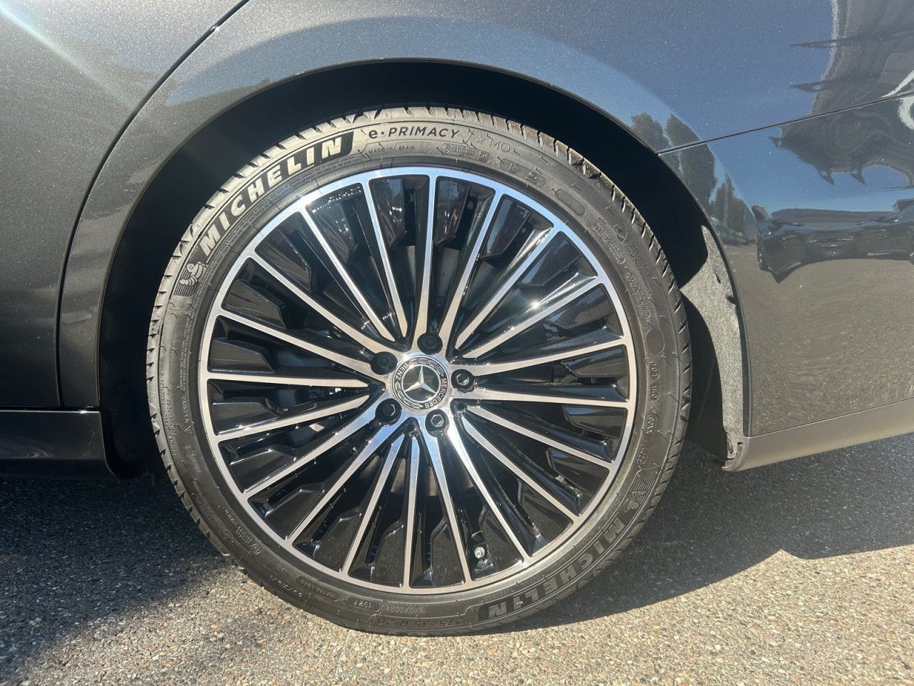 Mercedes-Benz E-Klasse – Bild 17