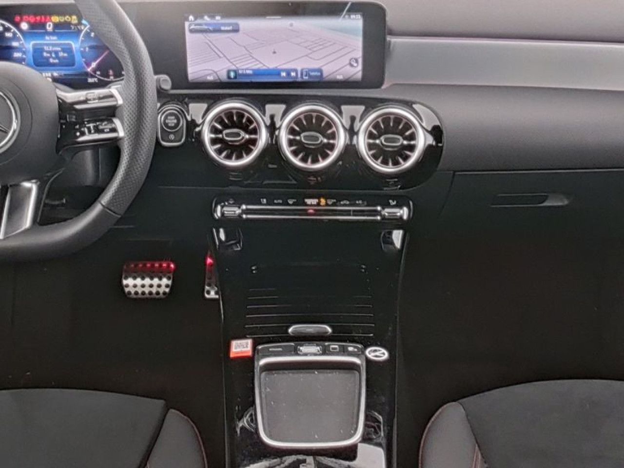 Mercedes-Benz A-Klasse – Bild 9