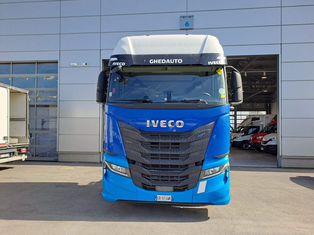 IVECO | TRATTORE STRADALE IVECO S-WAY 460 LNG METANO