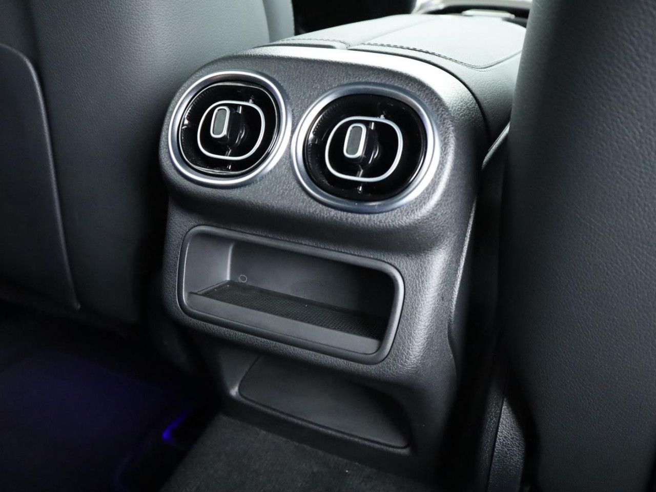 Fahrzeugbild 23 / 26