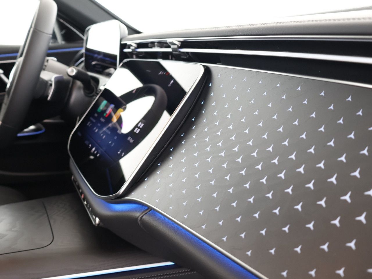 Mercedes-Benz E-Klasse – Bild 17