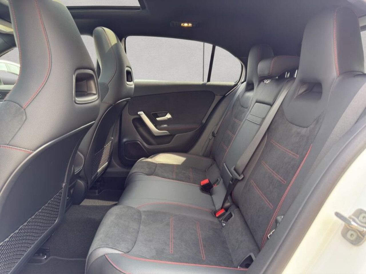 Mercedes-Benz A-Klasse – Bild 17