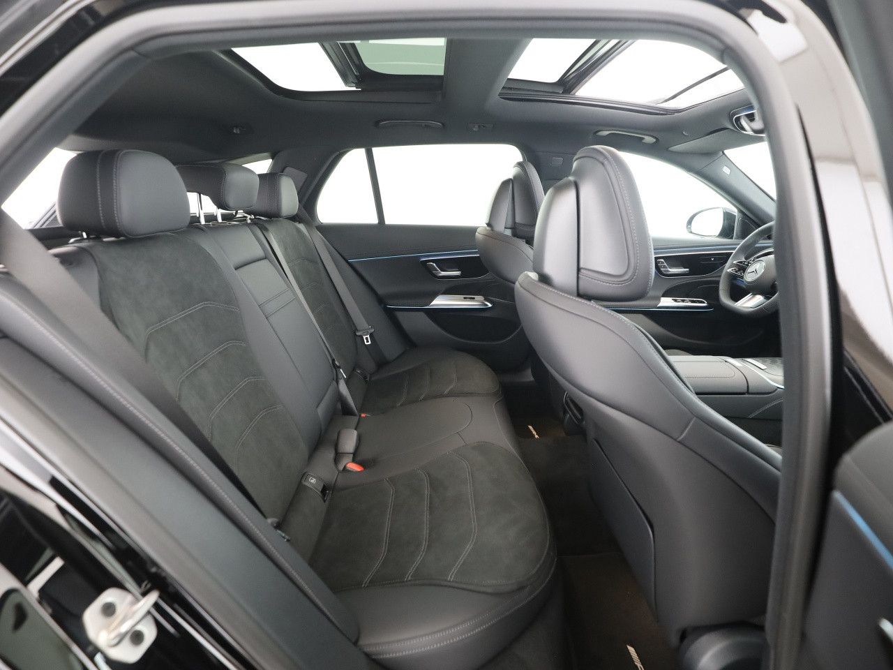 Mercedes-Benz E-Klasse – Bild 14