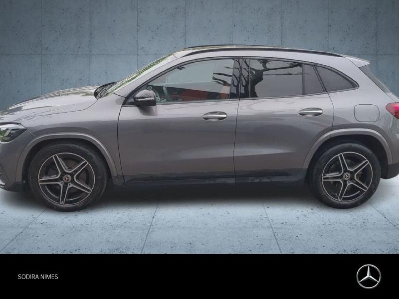 Photo du v&eacute;hicule 3 / 18