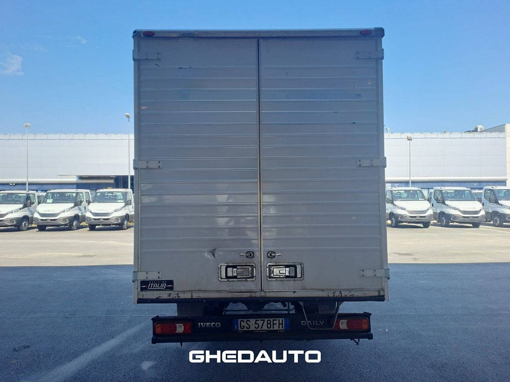 IVECO | 35C14H BOX