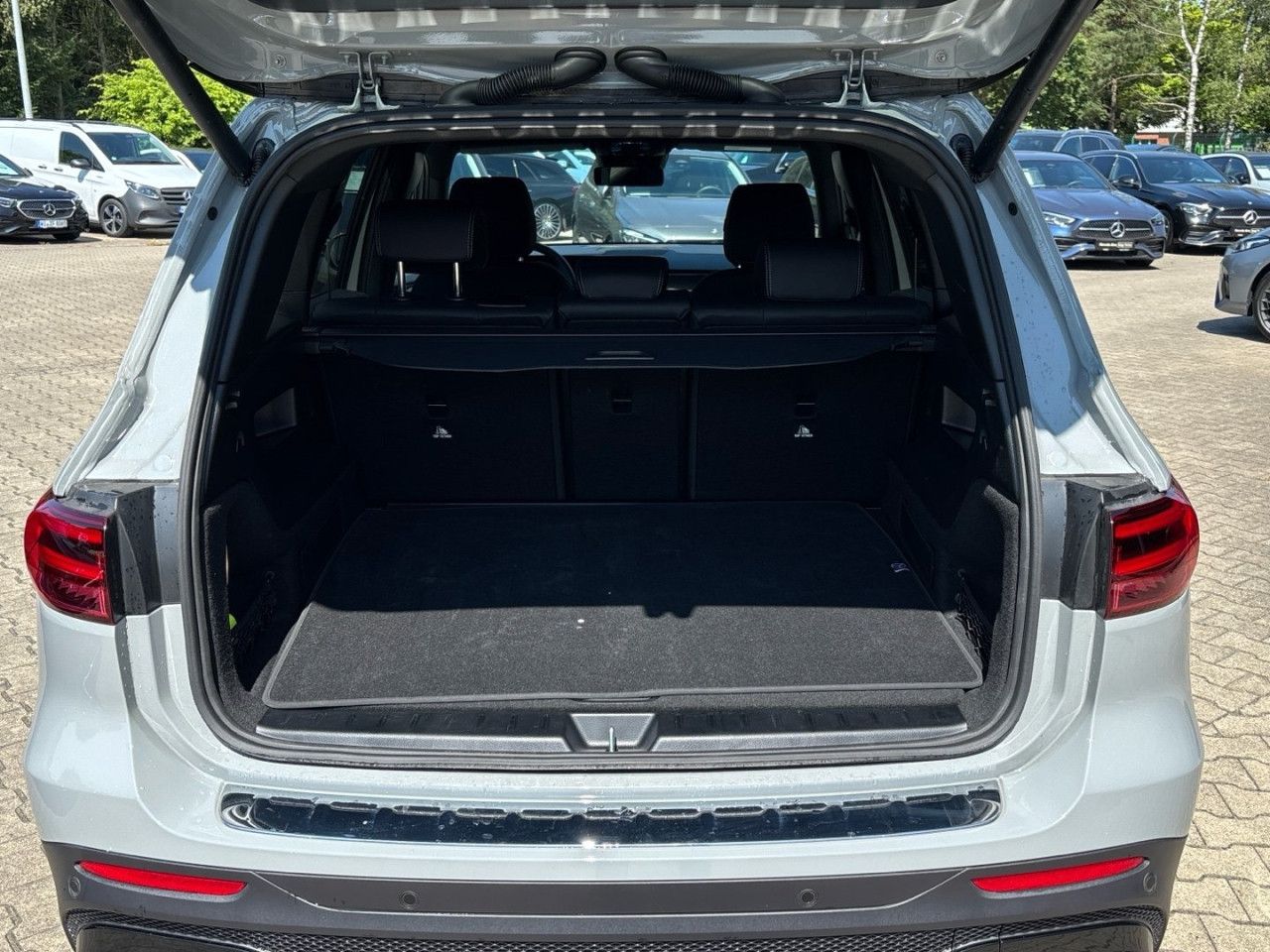 Mercedes-Benz GLB – Bild 15
