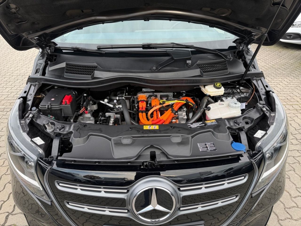 Mercedes-Benz EQV – Bild 4