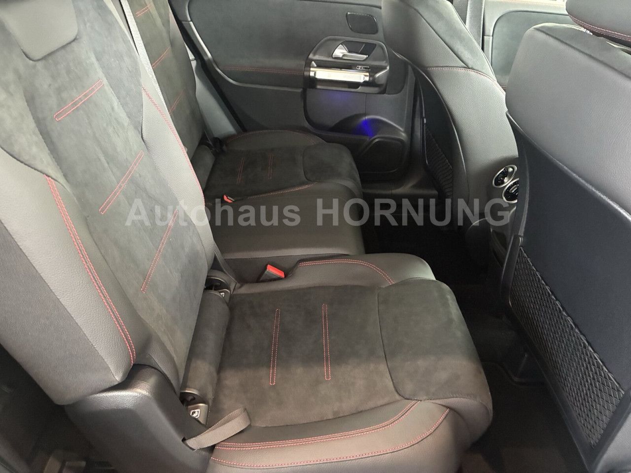 Mercedes-Benz GLB – Bild 24