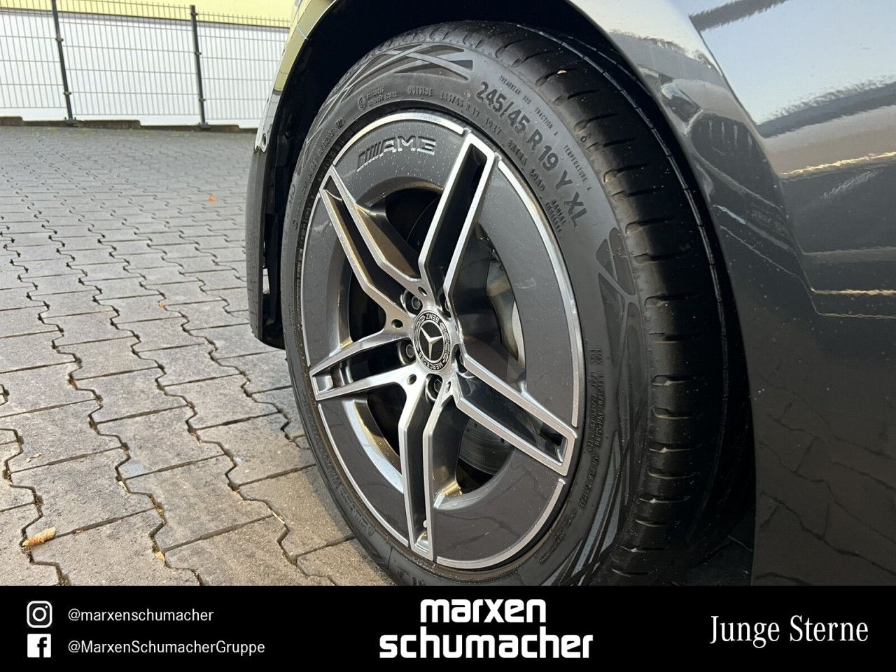 Mercedes-Benz E-Klasse – Bild 7
