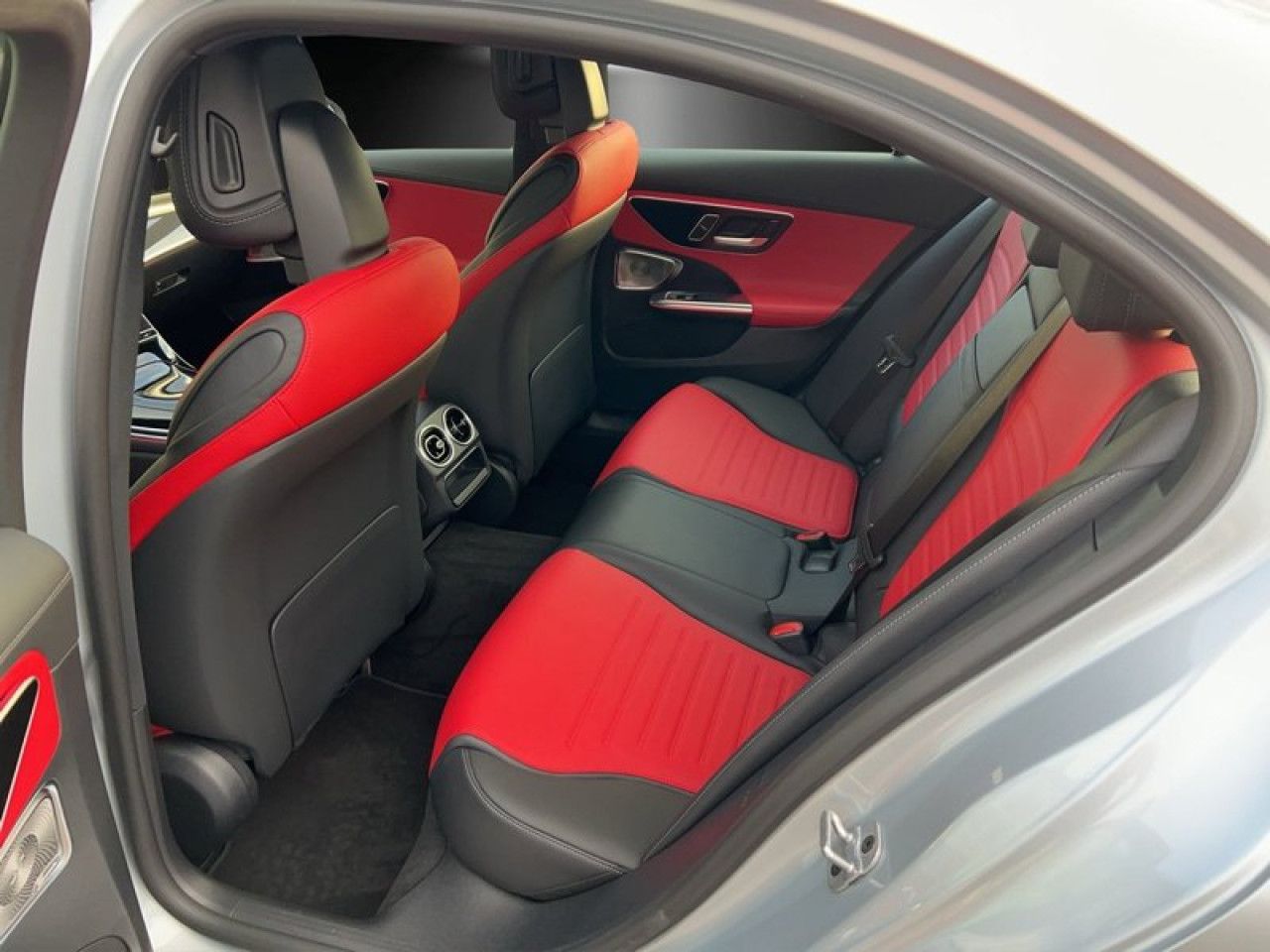 Mercedes-Benz C-Klasse – Bild 13