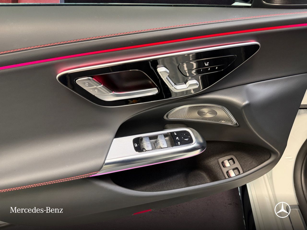 Mercedes-Benz E-Klasse – Bild 11