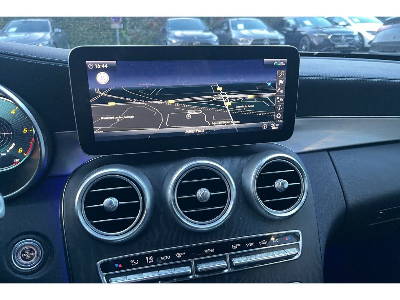 Photo du véhicule 17 / 18