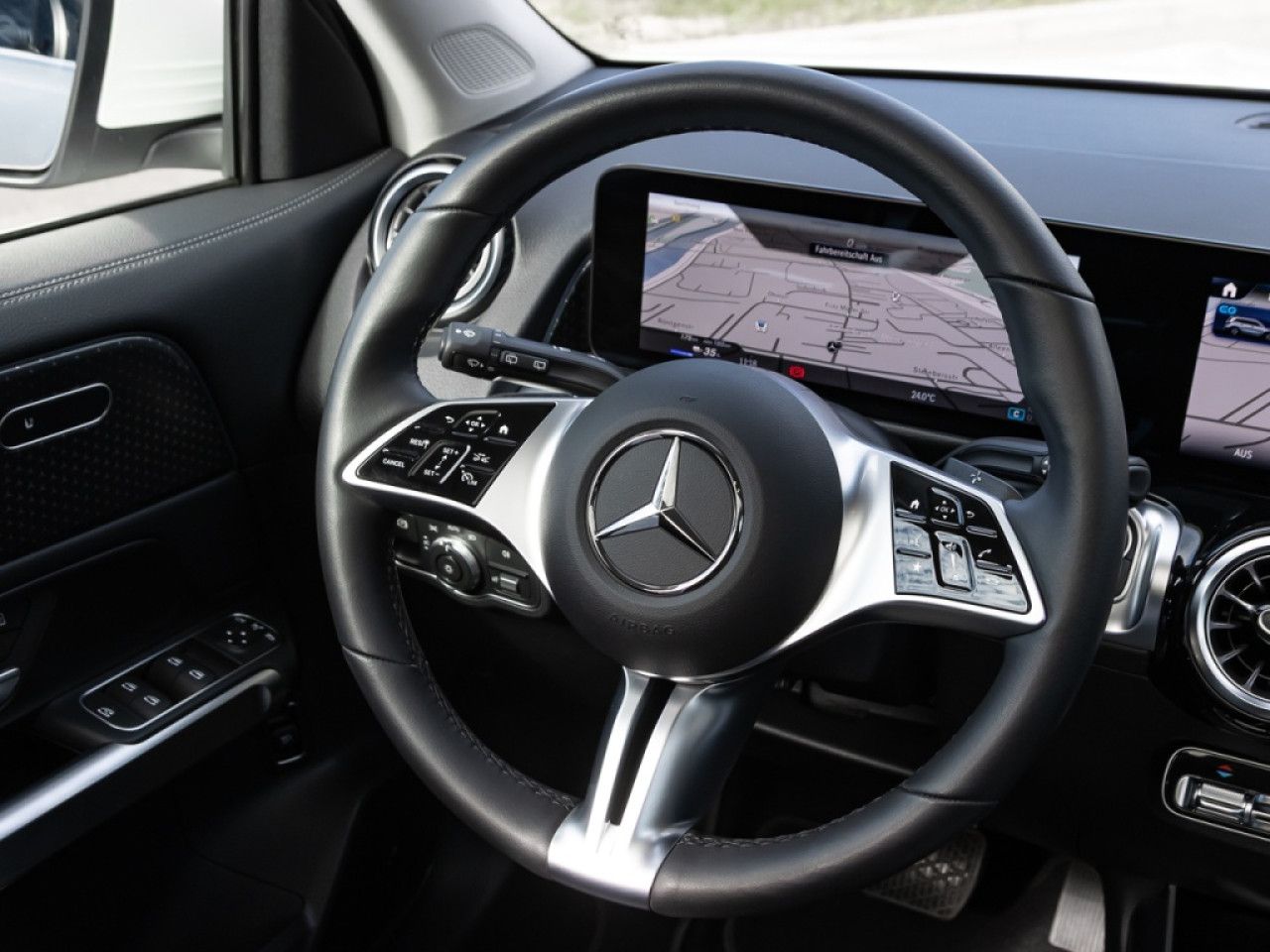 Mercedes-Benz EQB – Bild 12
