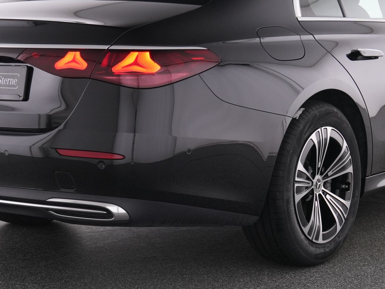 Mercedes-Benz E-Klasse – Bild 9