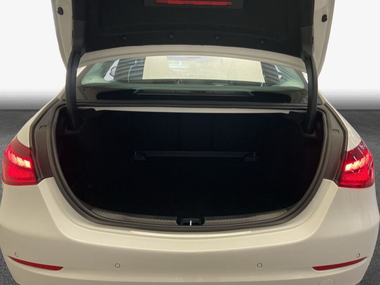 Mercedes-Benz C-Klasse – Bild 9