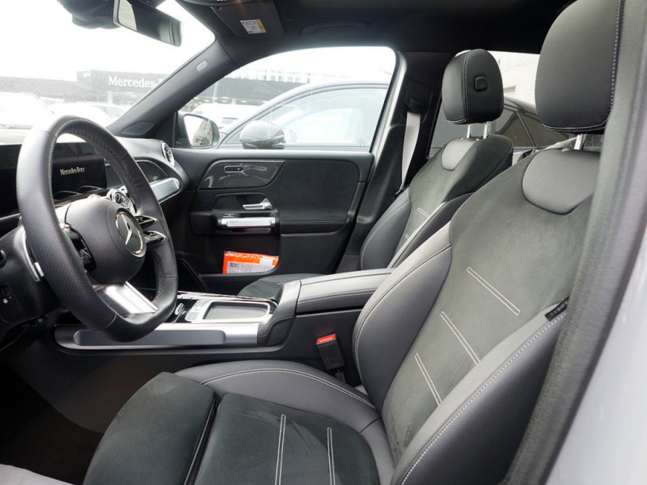 Mercedes-Benz GLB – Bild 13
