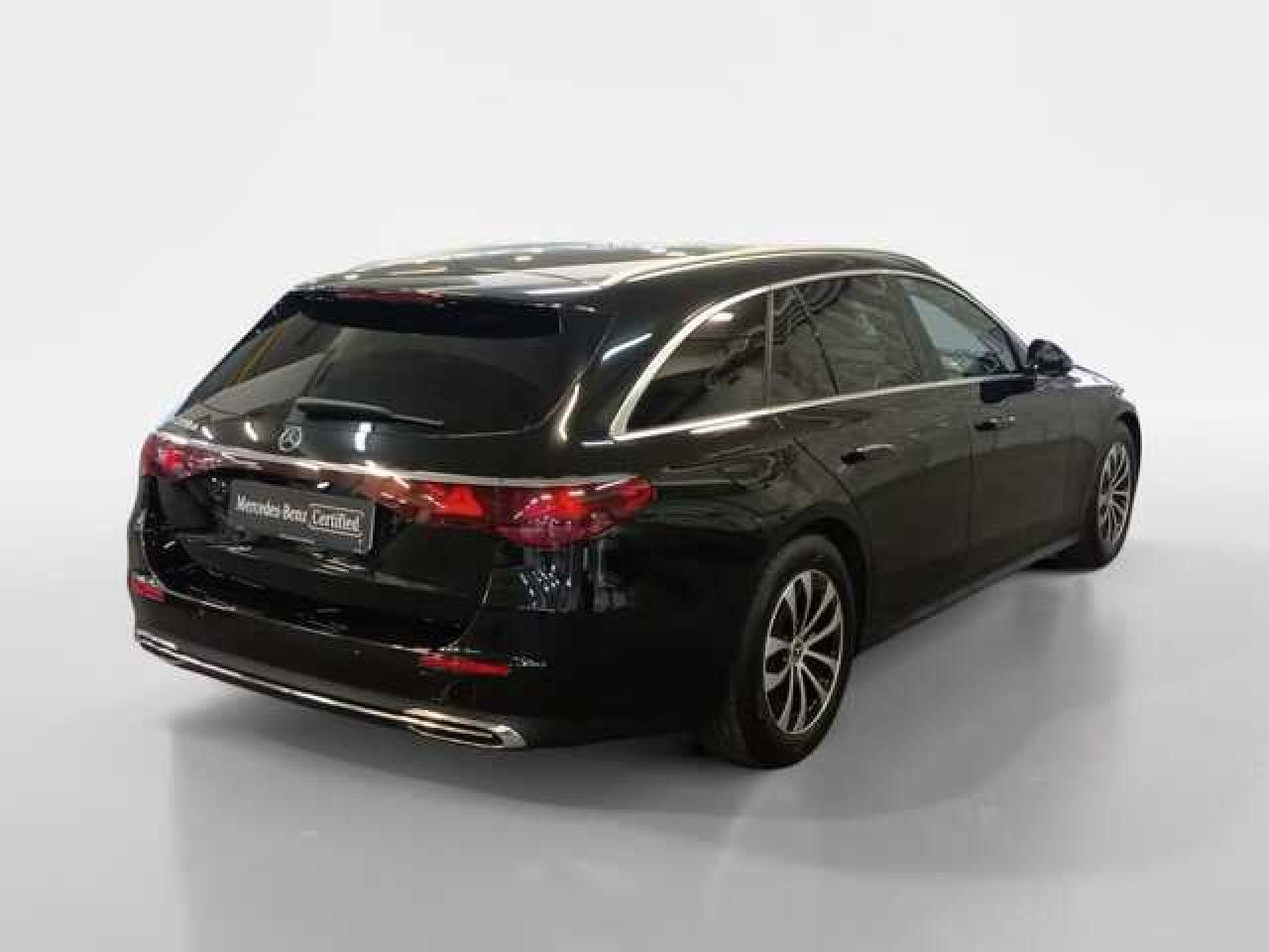 Imagem do veículo 2 / 15