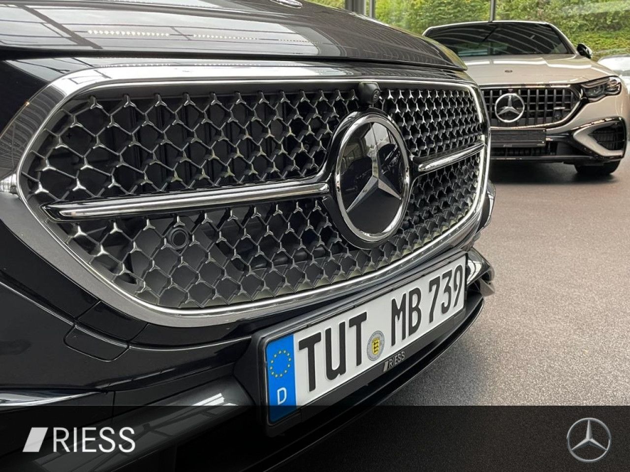 Mercedes-Benz E-Klasse – Bild 19