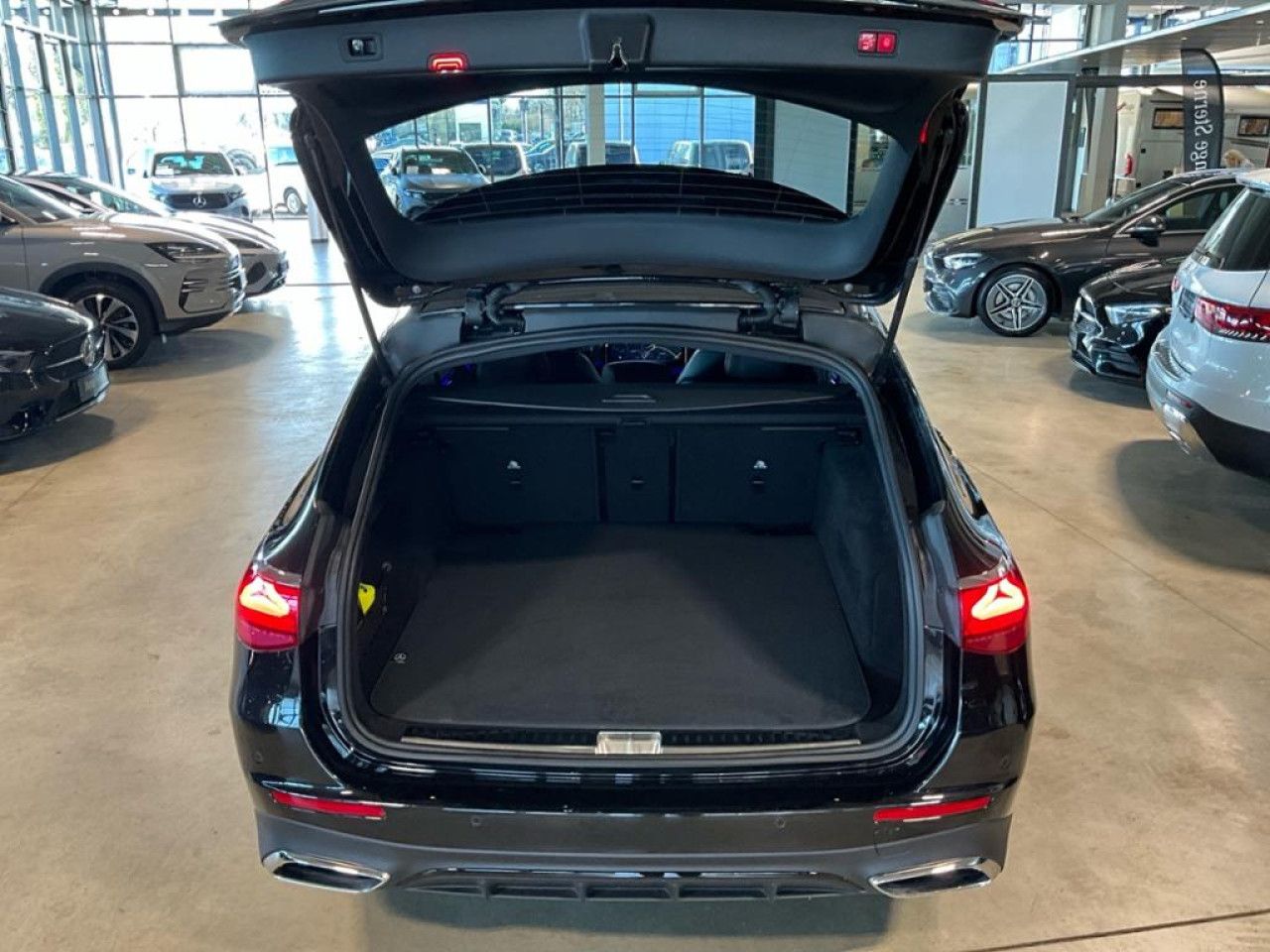 Mercedes-Benz E-Klasse – Bild 16