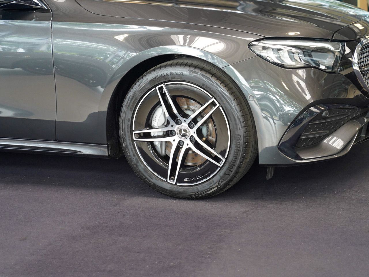 Mercedes-Benz E-Klasse – Bild 2