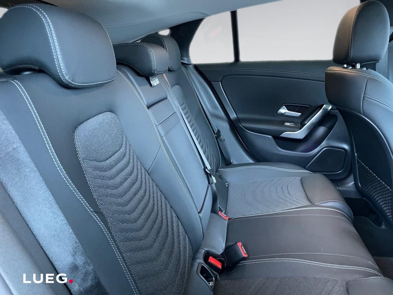 Fahrzeugbild 12 / 18