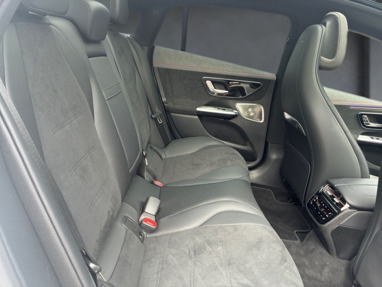 Mercedes-Benz EQE – Bild 11