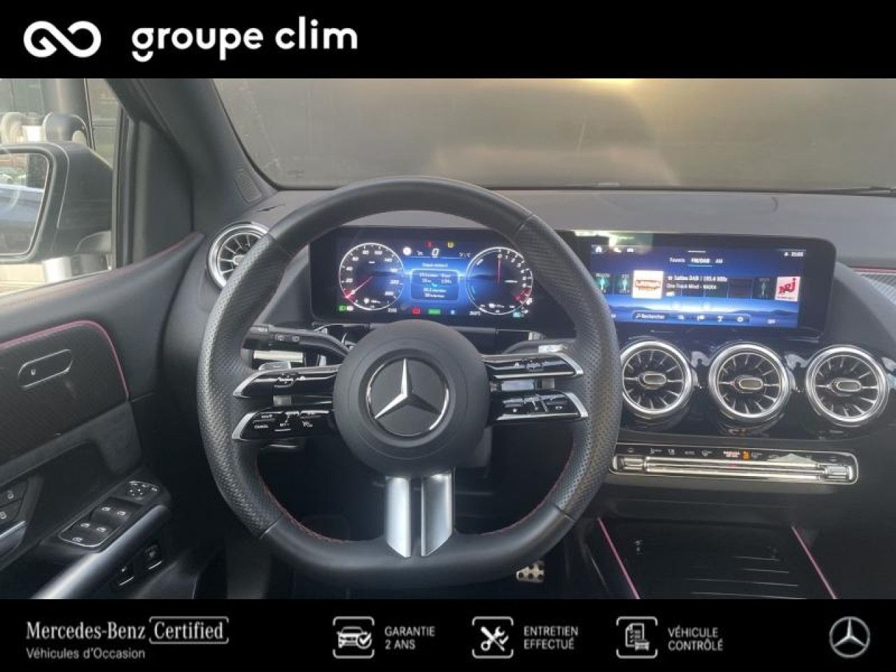 Photo du v&eacute;hicule 8 / 18