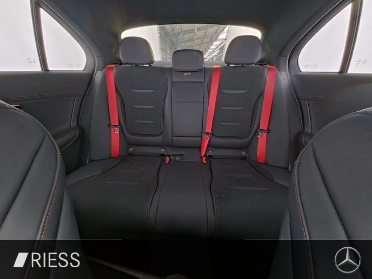 Mercedes-Benz C-Klasse – Bild 7