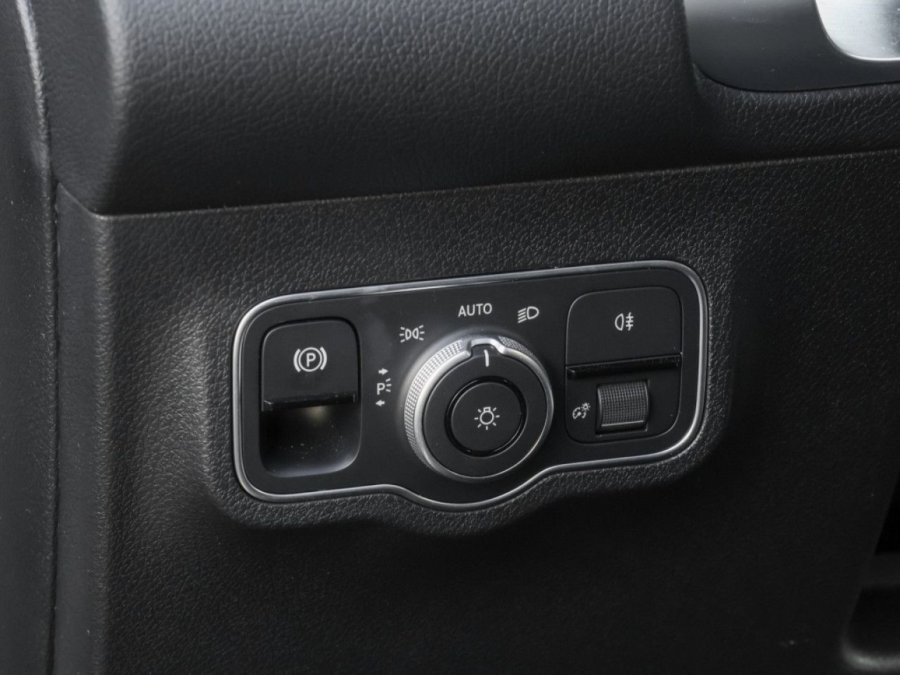 Mercedes-Benz GLB – Bild 14