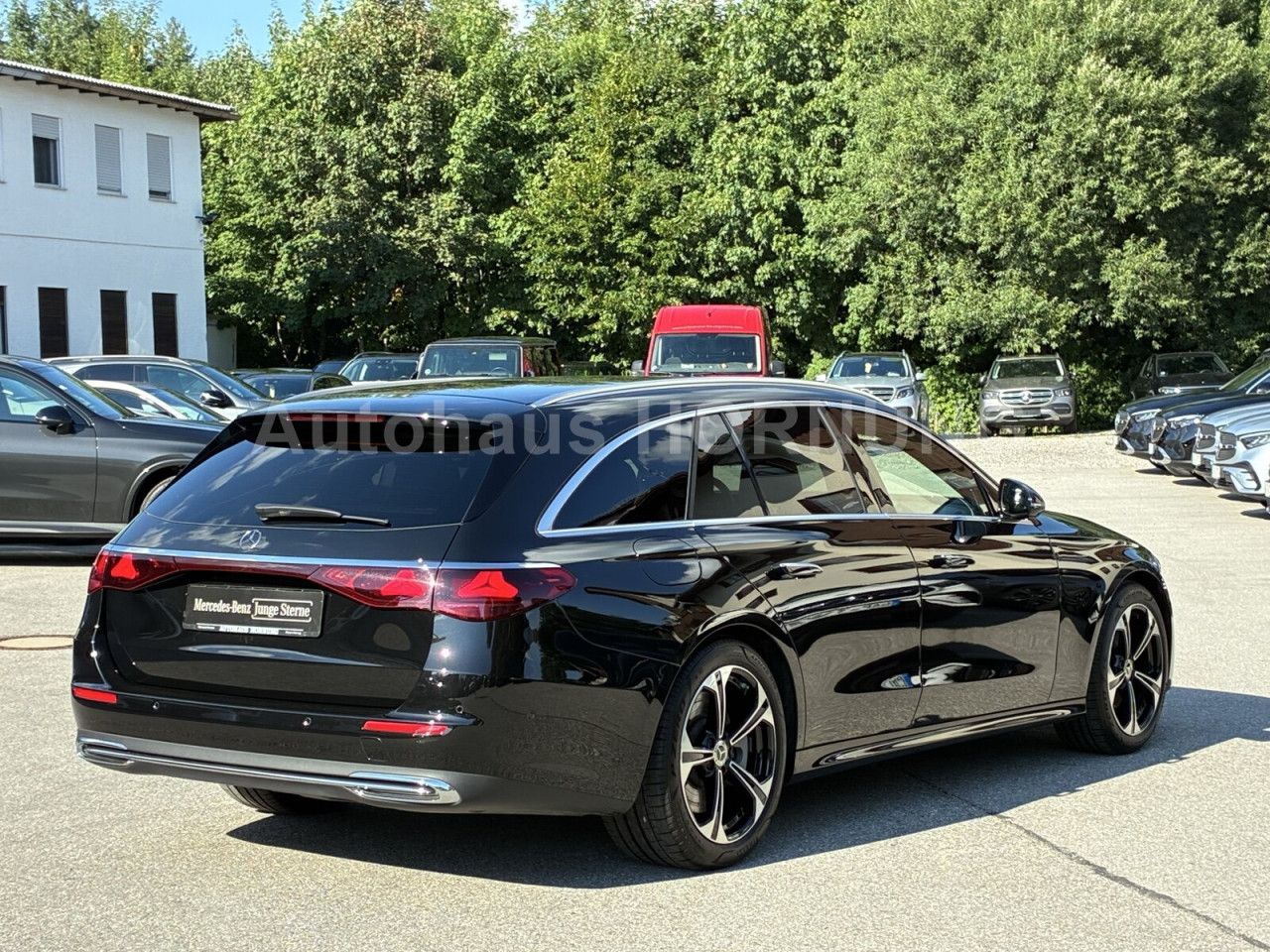 Mercedes-Benz E-Klasse – Bild 3