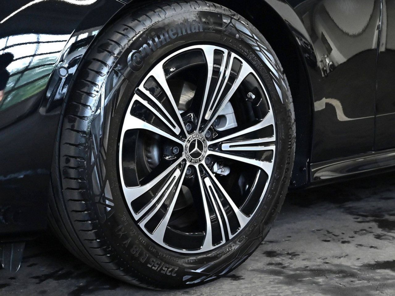 Mercedes-Benz E-Klasse – Bild 9