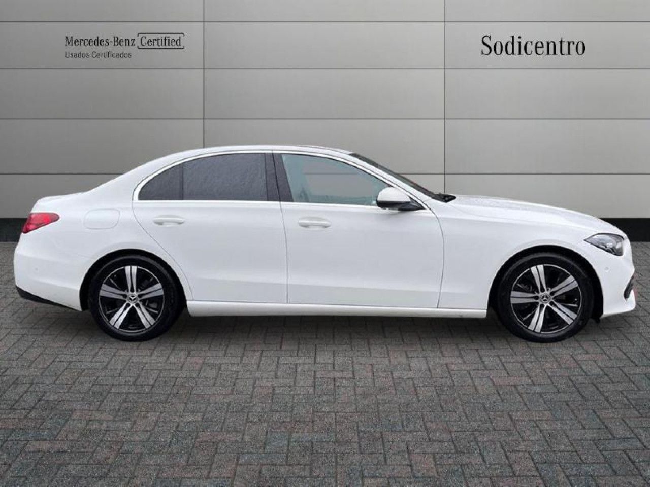 Imagem do ve&iacute;culo 7 / 20